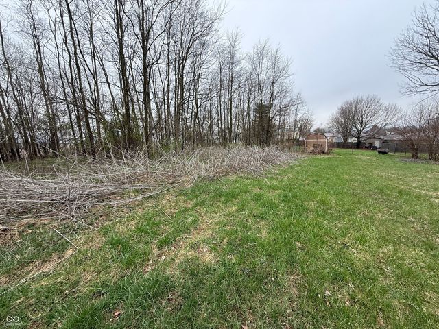 207 Locust Street, New Market, IN 47965