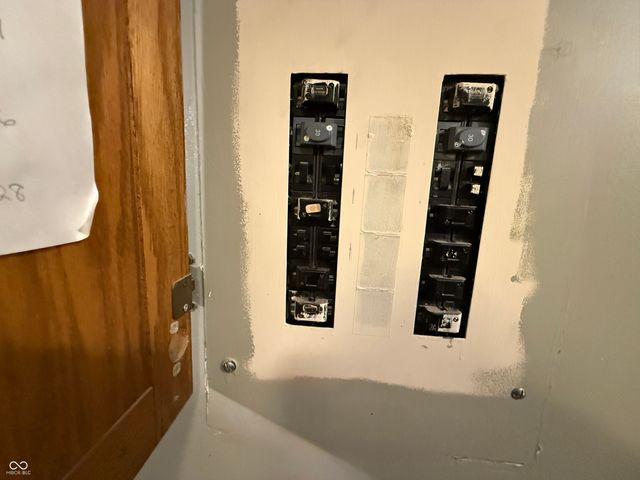 207 Locust Street, New Market, IN 47965