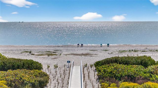 1341 Middle Gulf Dr Unit 2A A, Sanibel, FL 33957
