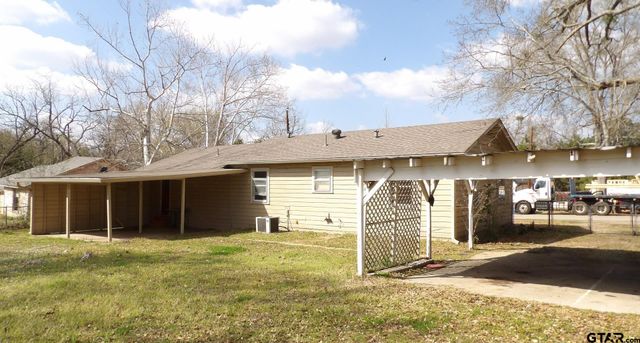 908 W PASCHAL, Troup, TX 75789