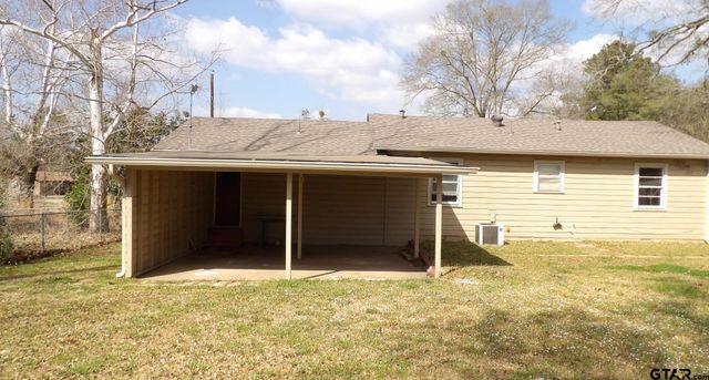 908 W PASCHAL, Troup, TX 75789