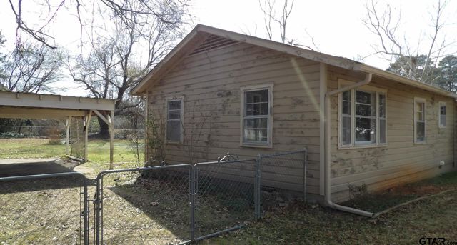 908 W PASCHAL, Troup, TX 75789