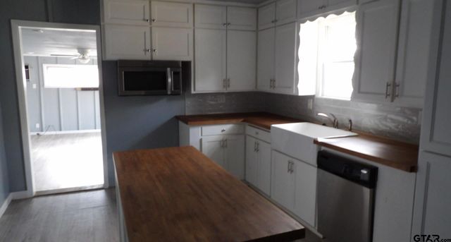 908 W PASCHAL, Troup, TX 75789