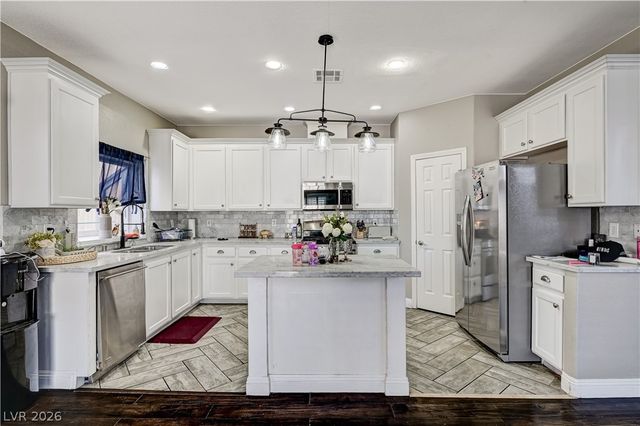 8782 Fountain Island Drive, Las Vegas, NV 89147