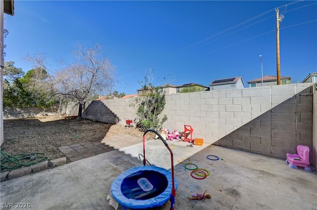 8782 Fountain Island Drive, Las Vegas, NV 89147