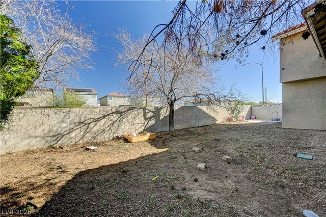 8782 Fountain Island Drive, Las Vegas, NV 89147