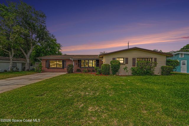 2868 Fountainhead Boulevard, Melbourne, FL 32935