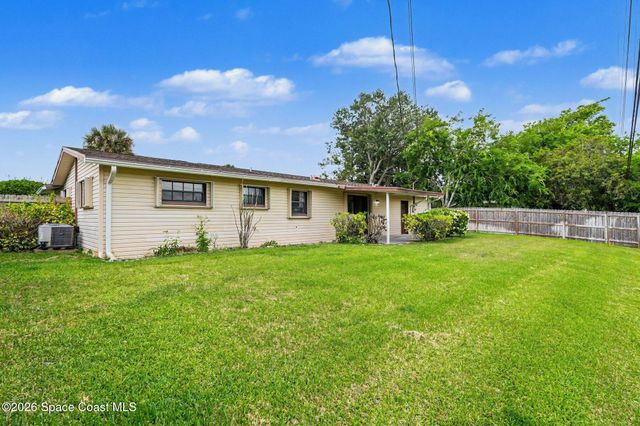 2868 Fountainhead Boulevard, Melbourne, FL 32935