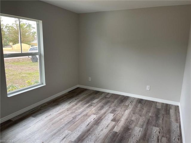 3222 Santa Barbara BLVD N, Cape Coral, FL 33993