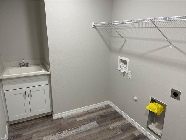 3222 Santa Barbara BLVD N, Cape Coral, FL 33993