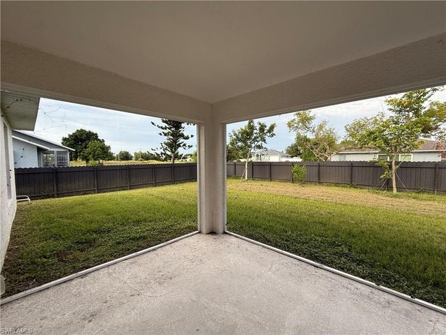3222 Santa Barbara BLVD N, Cape Coral, FL 33993