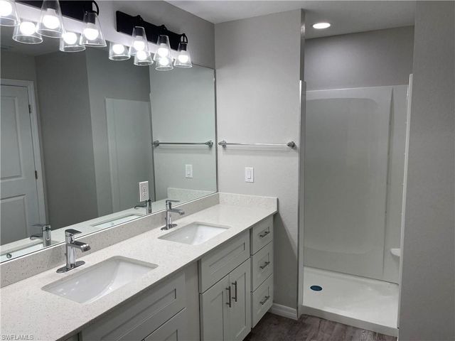 3222 Santa Barbara BLVD N, Cape Coral, FL 33993