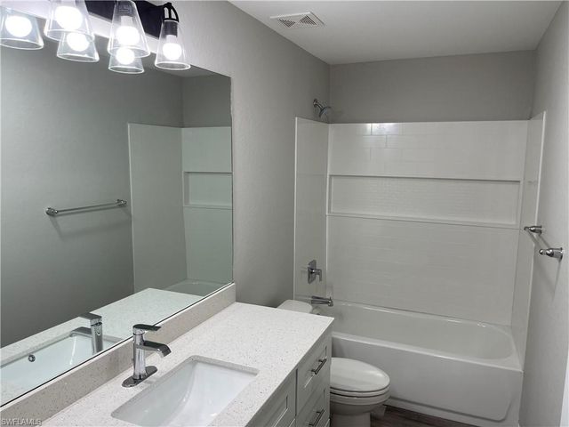 3222 Santa Barbara BLVD N, Cape Coral, FL 33993