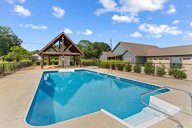 88 Maddox Lane, Chatsworth, GA 30705