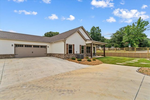 88 Maddox Lane, Chatsworth, GA 30705