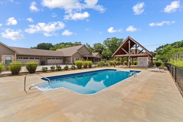 88 Maddox Lane, Chatsworth, GA 30705