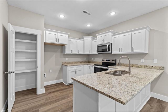 88 Maddox Lane, Chatsworth, GA 30705