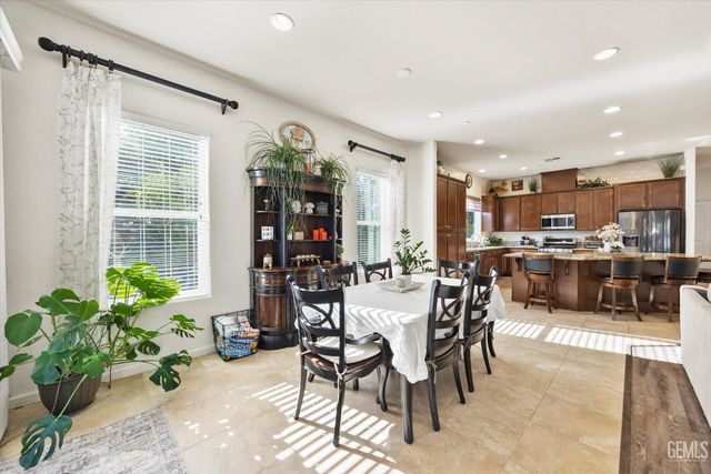 13603 Night Star Lane, Bakersfield, CA 93314
