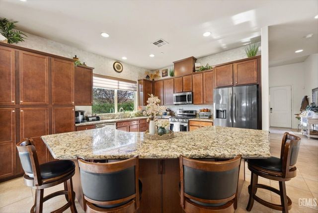 13603 Night Star Lane, Bakersfield, CA 93314