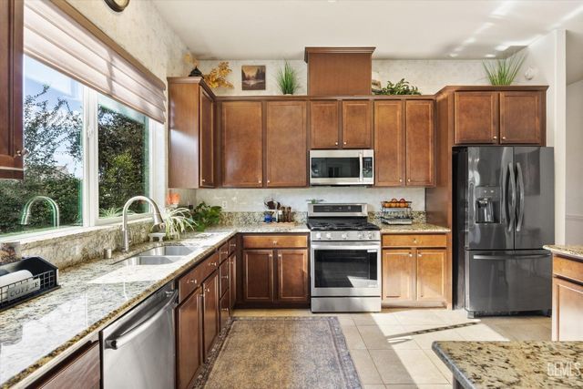13603 Night Star Lane, Bakersfield, CA 93314