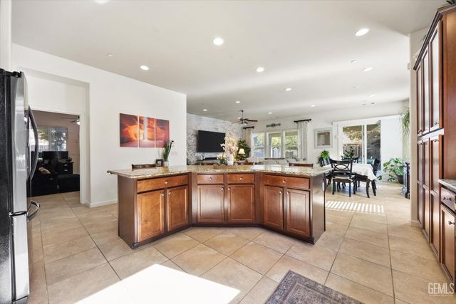 13603 Night Star Lane, Bakersfield, CA 93314