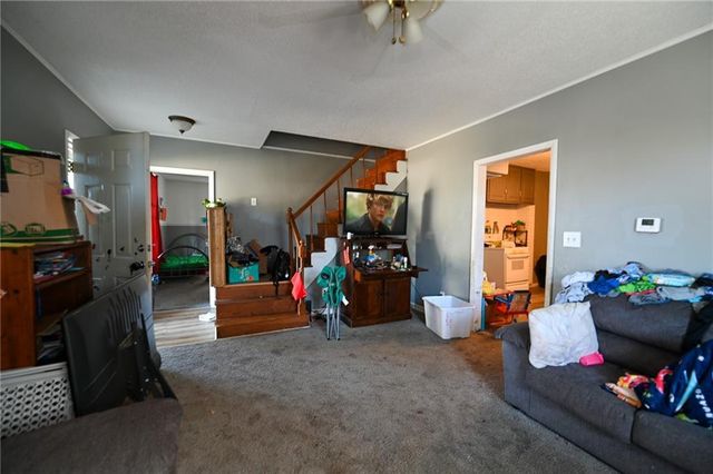 804 N Main Street, Nevada, MO 64772