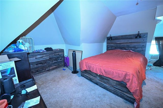 804 N Main Street, Nevada, MO 64772