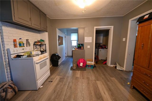 804 N Main Street, Nevada, MO 64772