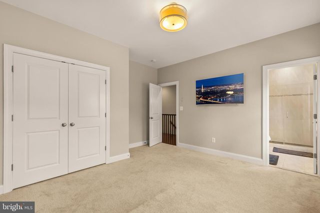 6203 CHAMPION OAK CT, Falls Church, VA 22044