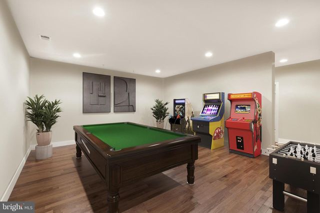 6203 CHAMPION OAK CT, Falls Church, VA 22044