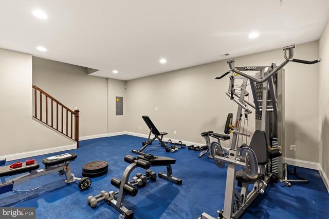 6203 CHAMPION OAK CT, Falls Church, VA 22044
