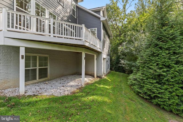 6203 CHAMPION OAK CT, Falls Church, VA 22044