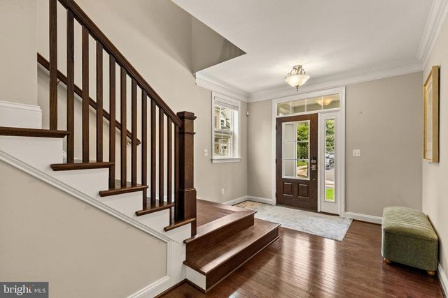 6203 CHAMPION OAK CT, Falls Church, VA 22044