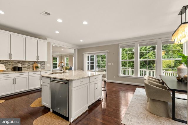 6203 CHAMPION OAK CT, Falls Church, VA 22044