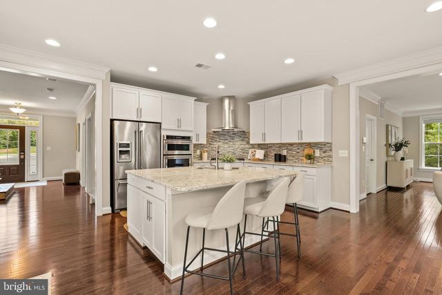 6203 CHAMPION OAK CT, Falls Church, VA 22044