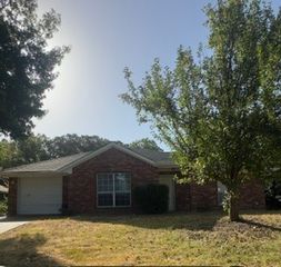520 Jean Drive, Seagoville, TX 75159