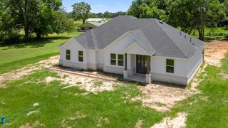 180 Nix Drive, Emory, TX 75440