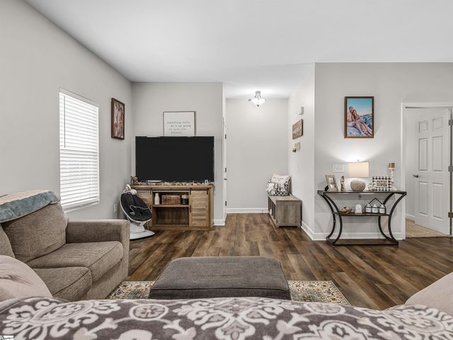 4249 Buffalo West Springs Highway, Jonesville, SC 29353