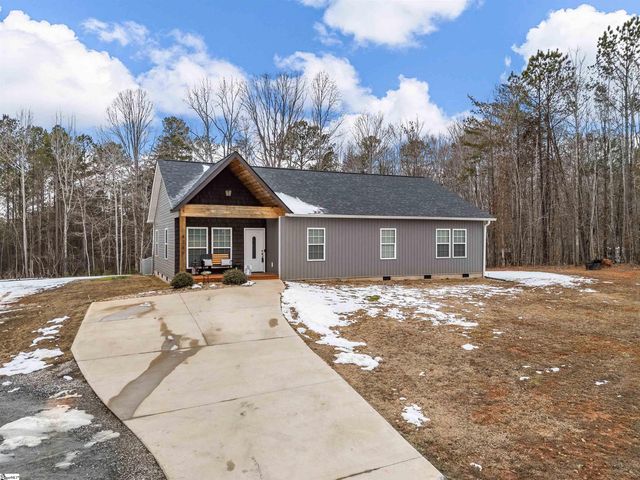 4249 Buffalo West Springs Highway, Jonesville, SC 29353