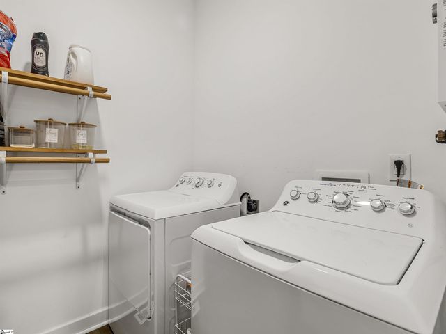 4249 Buffalo West Springs Highway, Jonesville, SC 29353