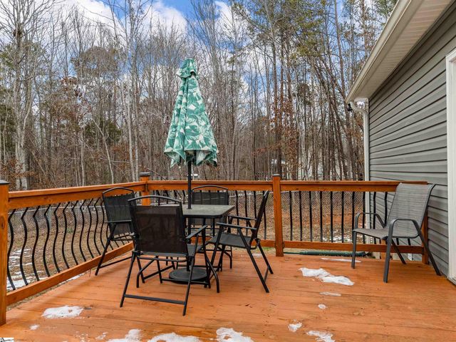 4249 Buffalo West Springs Highway, Jonesville, SC 29353