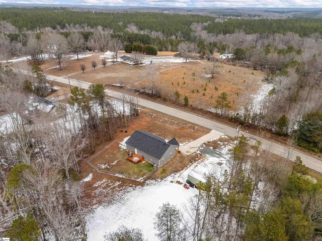 4249 Buffalo West Springs Highway, Jonesville, SC 29353