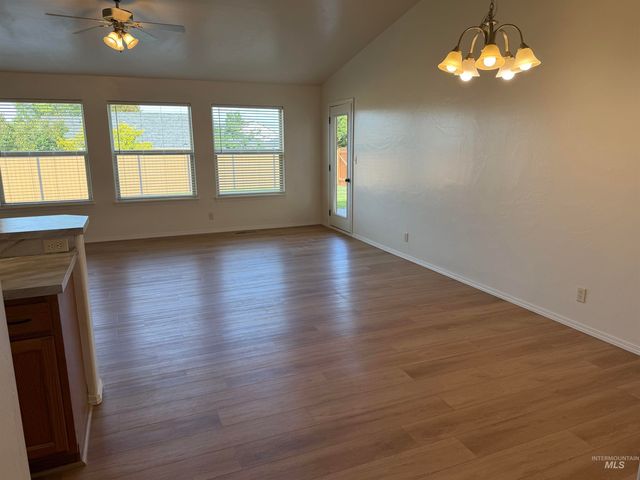 1135 Fiesta Way, Twin Falls, ID 83301