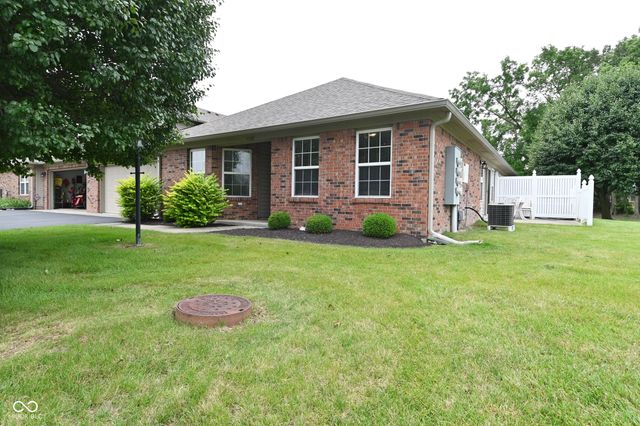 6033 Carriage Corner, Indianapolis, IN 46237