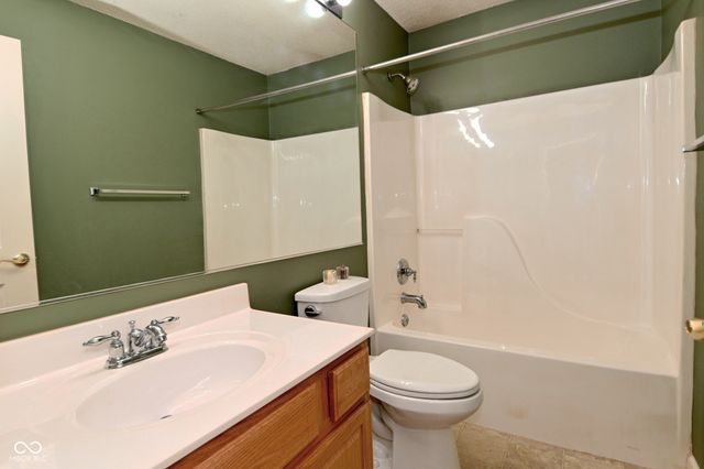 6033 Carriage Corner, Indianapolis, IN 46237