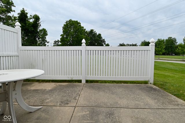 6033 Carriage Corner, Indianapolis, IN 46237