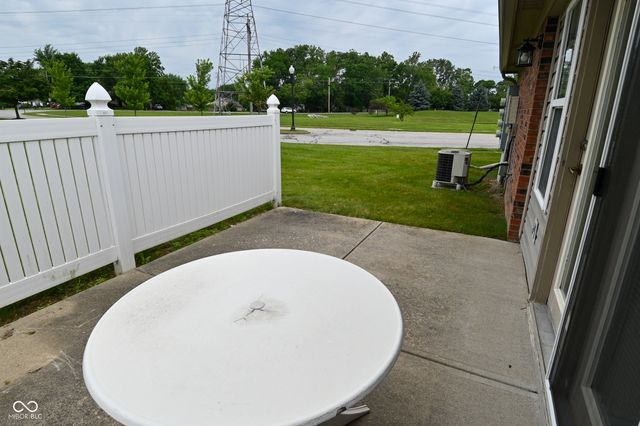 6033 Carriage Corner, Indianapolis, IN 46237