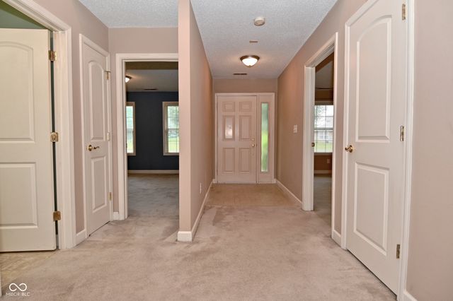 6033 Carriage Corner, Indianapolis, IN 46237