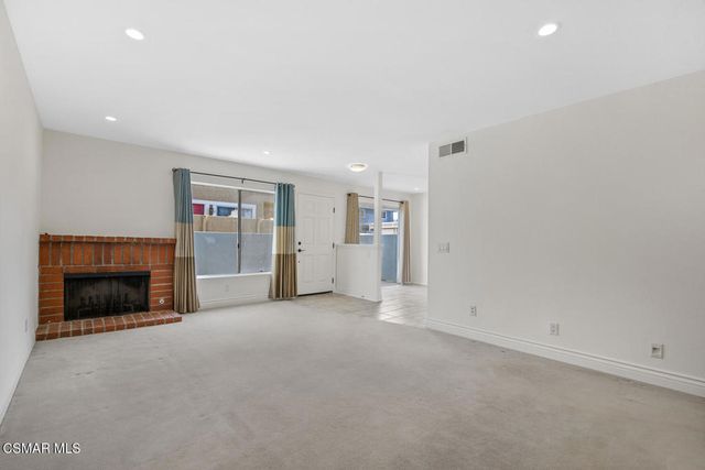 1760 E Avenida De Las Flores, Thousand Oaks, CA 91362