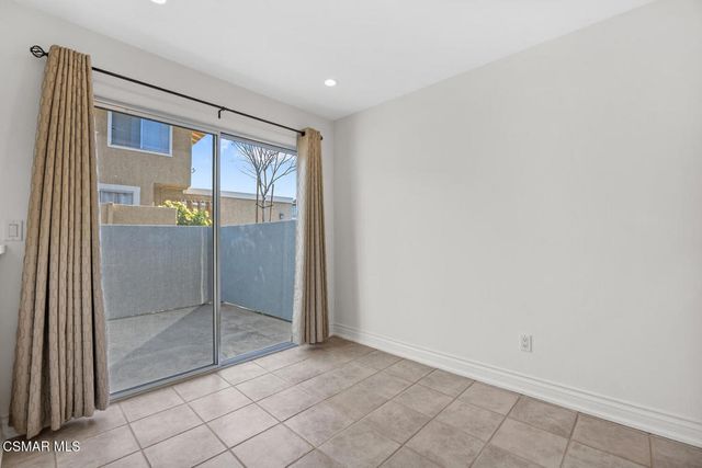 1760 E Avenida De Las Flores, Thousand Oaks, CA 91362